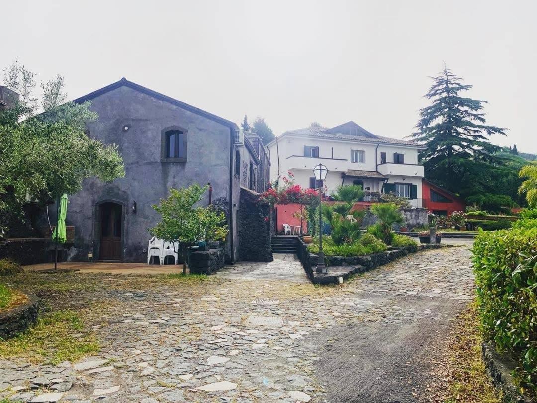 Villa Alessio - Case Vacanza Con Piscina Sull'Etna Puntalazzo Exterior photo